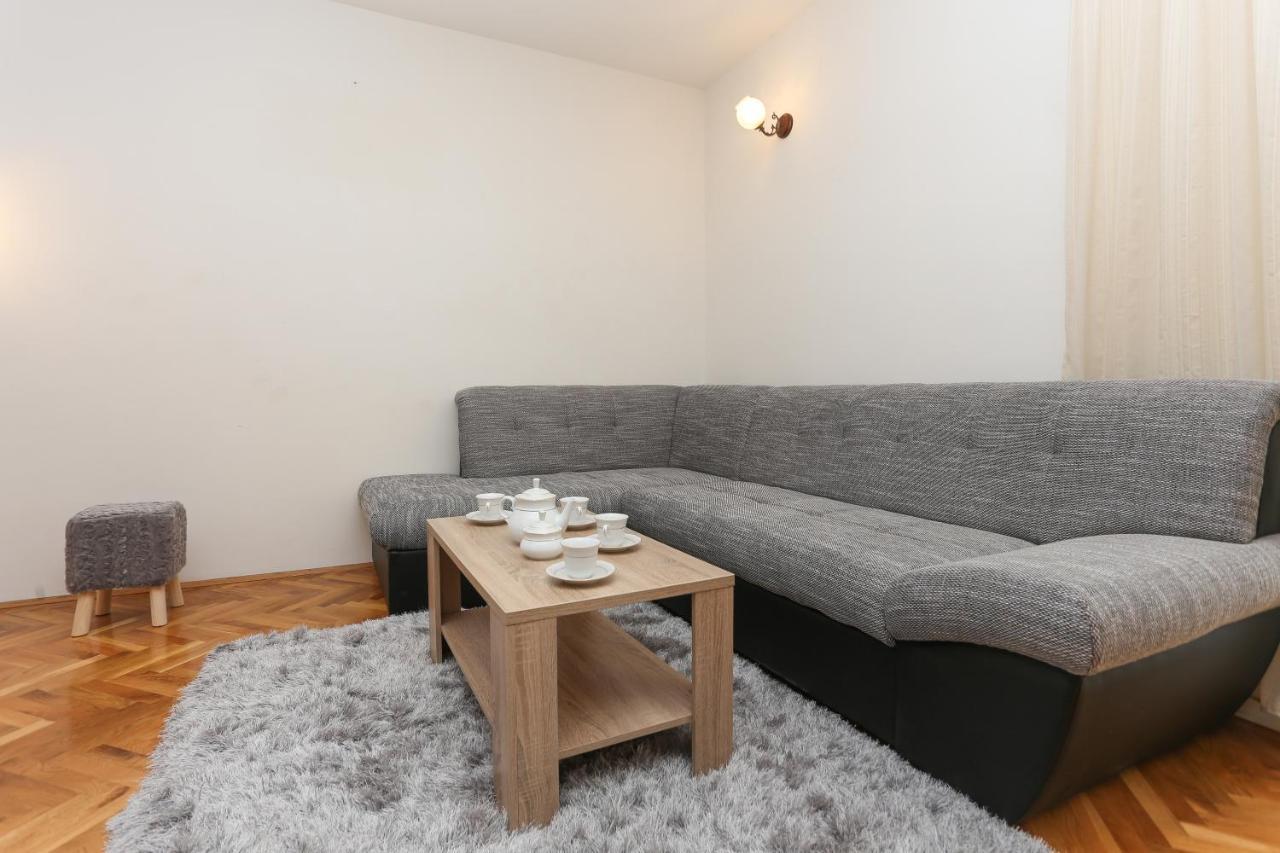 טרוגיר Apartments Marinero מראה חיצוני תמונה