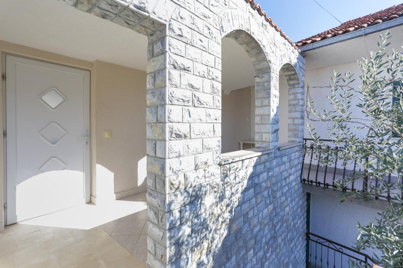 טרוגיר Apartments Marinero מראה חיצוני תמונה