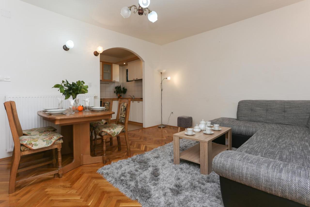 טרוגיר Apartments Marinero מראה חיצוני תמונה