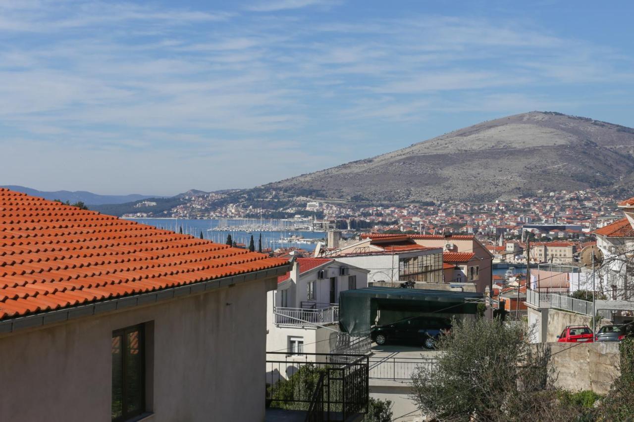 טרוגיר Apartments Marinero מראה חיצוני תמונה