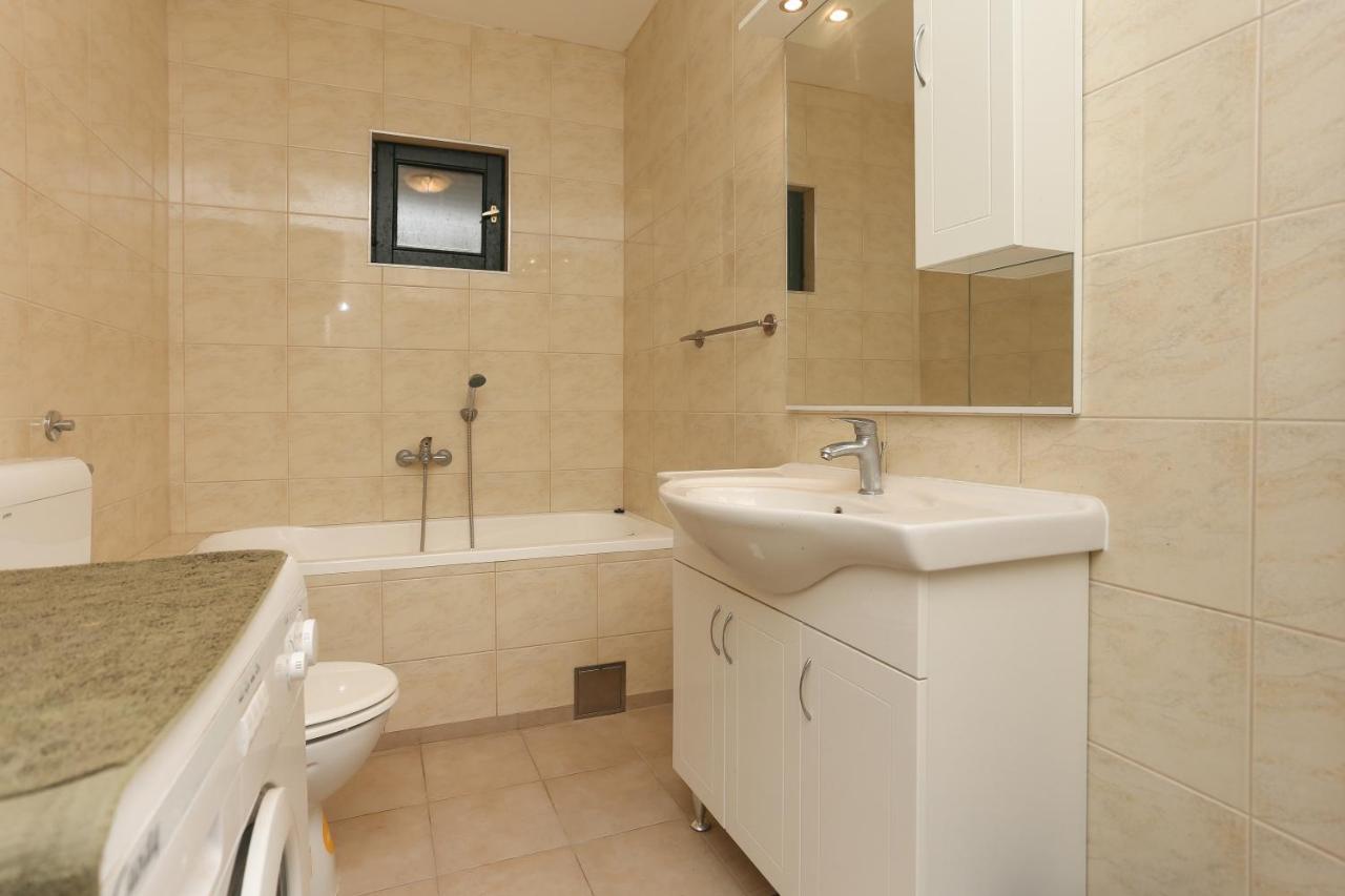 טרוגיר Apartments Marinero מראה חיצוני תמונה